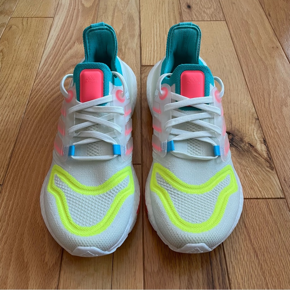 adidas UltraBoost 22 in White Turbo Mint